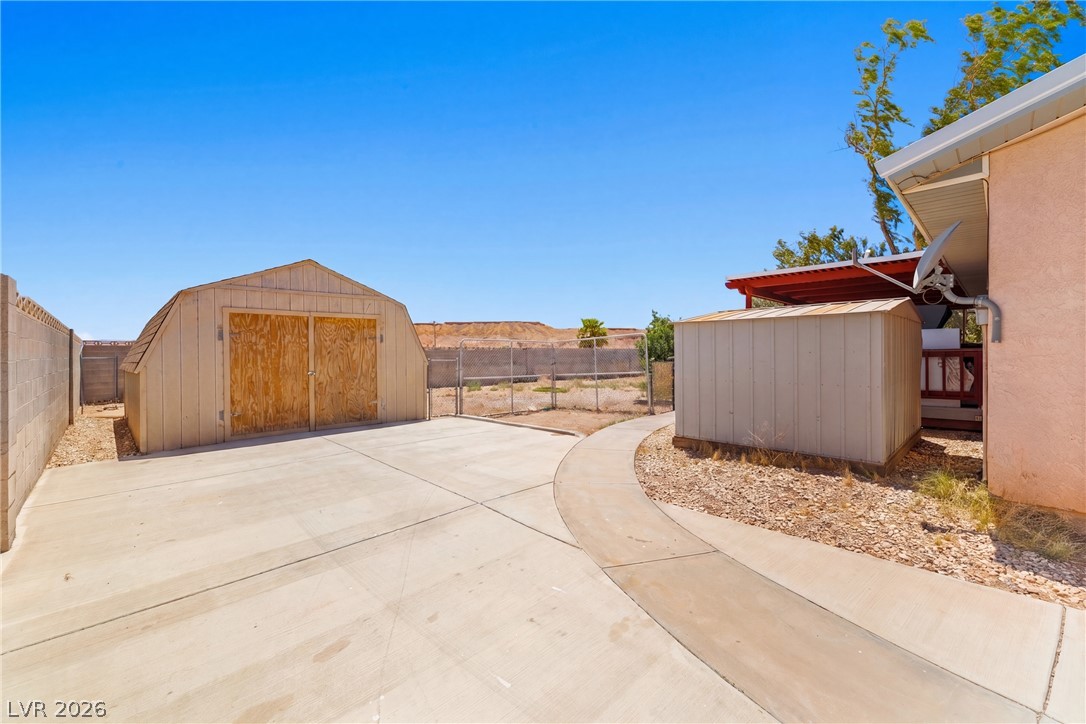 1575 Navajo Avenue Property Photo 10