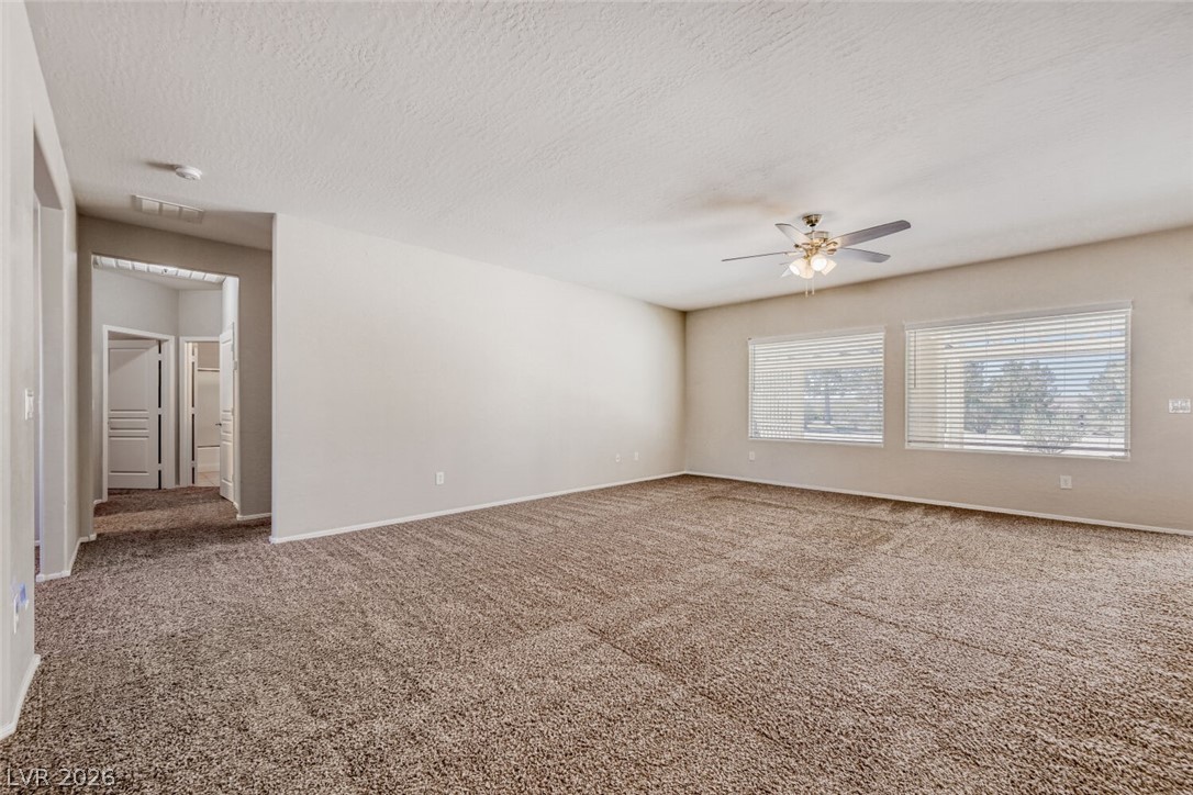 3219 Kingbird Drive Property Photo 9