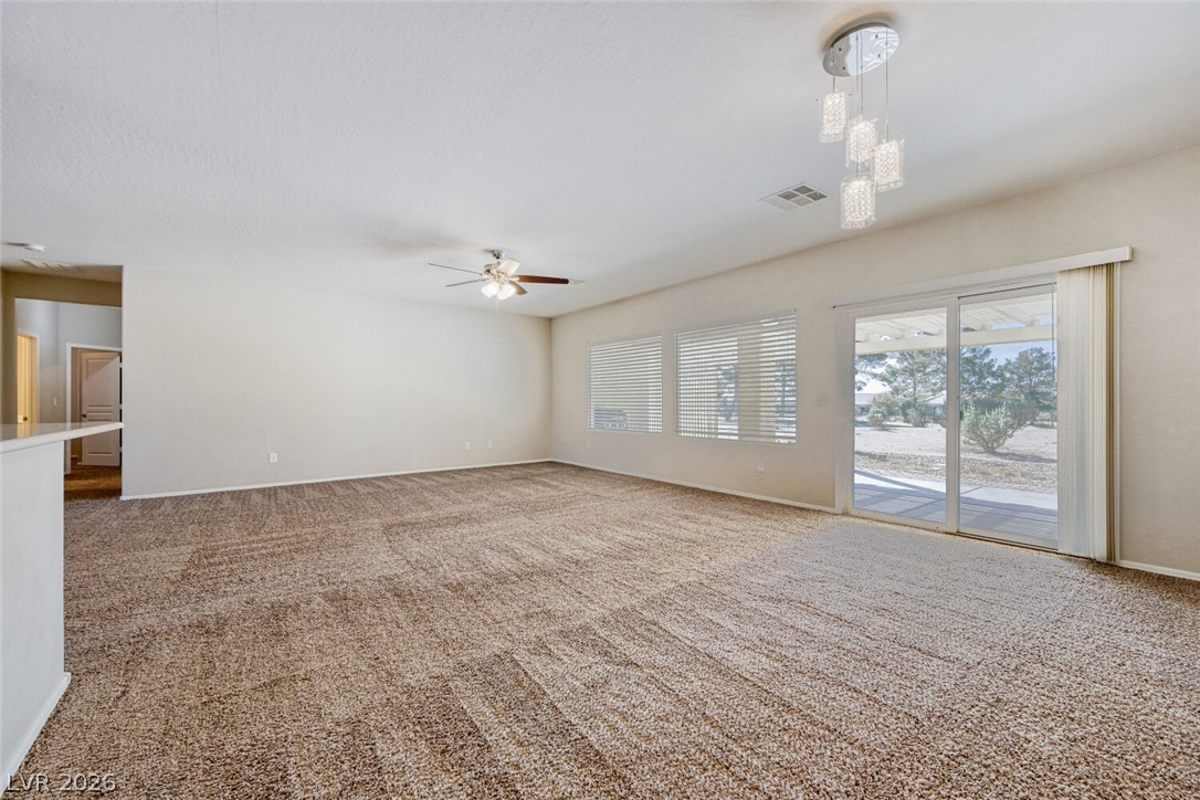 3219 Kingbird Drive Property Photo 11