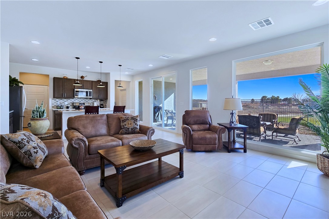 4567 East Cactus Canyon Drive Property Photo 8