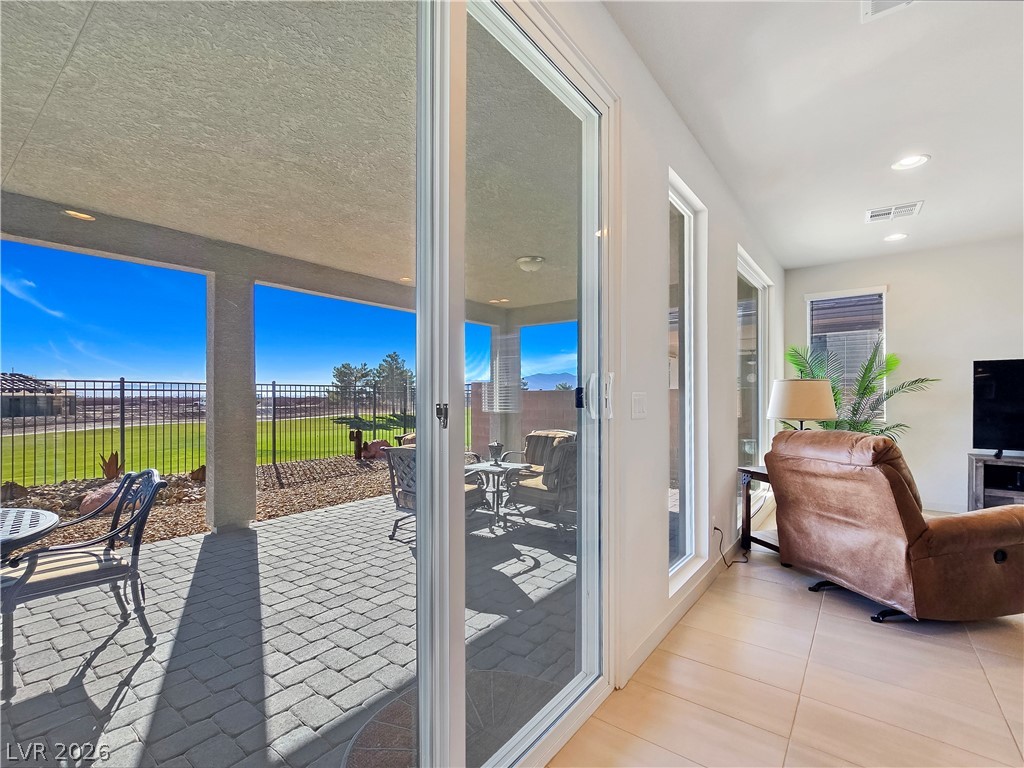 4567 East Cactus Canyon Drive Property Photo 11