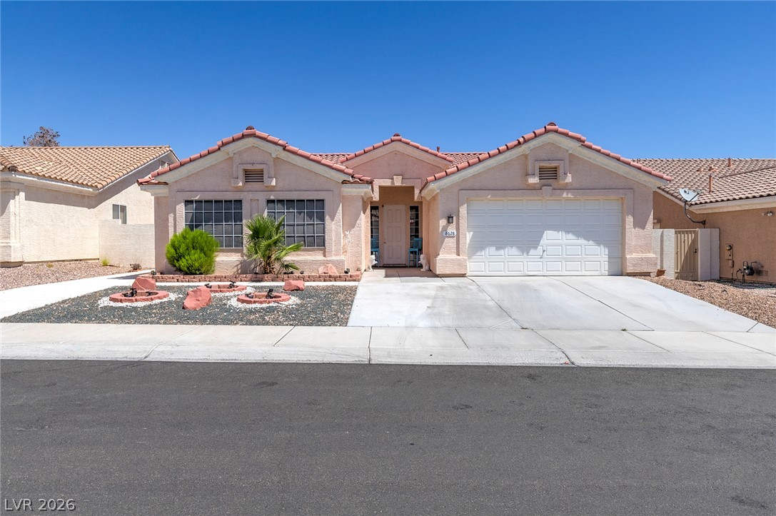 8628 Highland View Avenue Property Photo 1