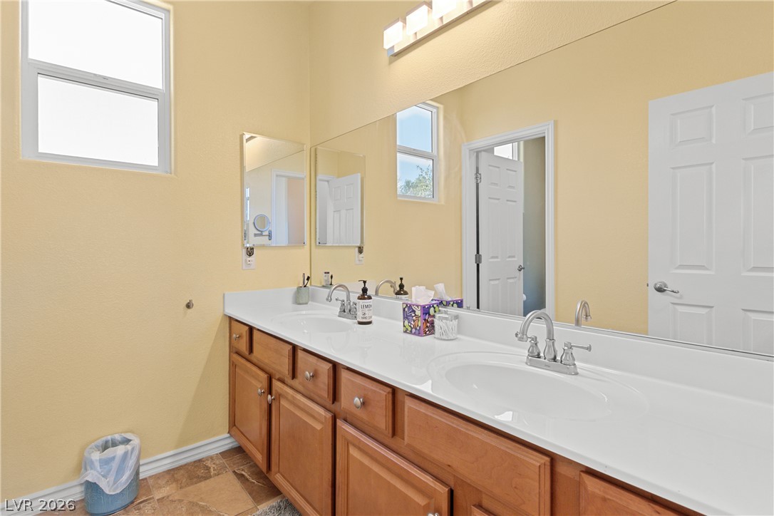 3604 Kingfishers Catch Avenue Property Photo 23