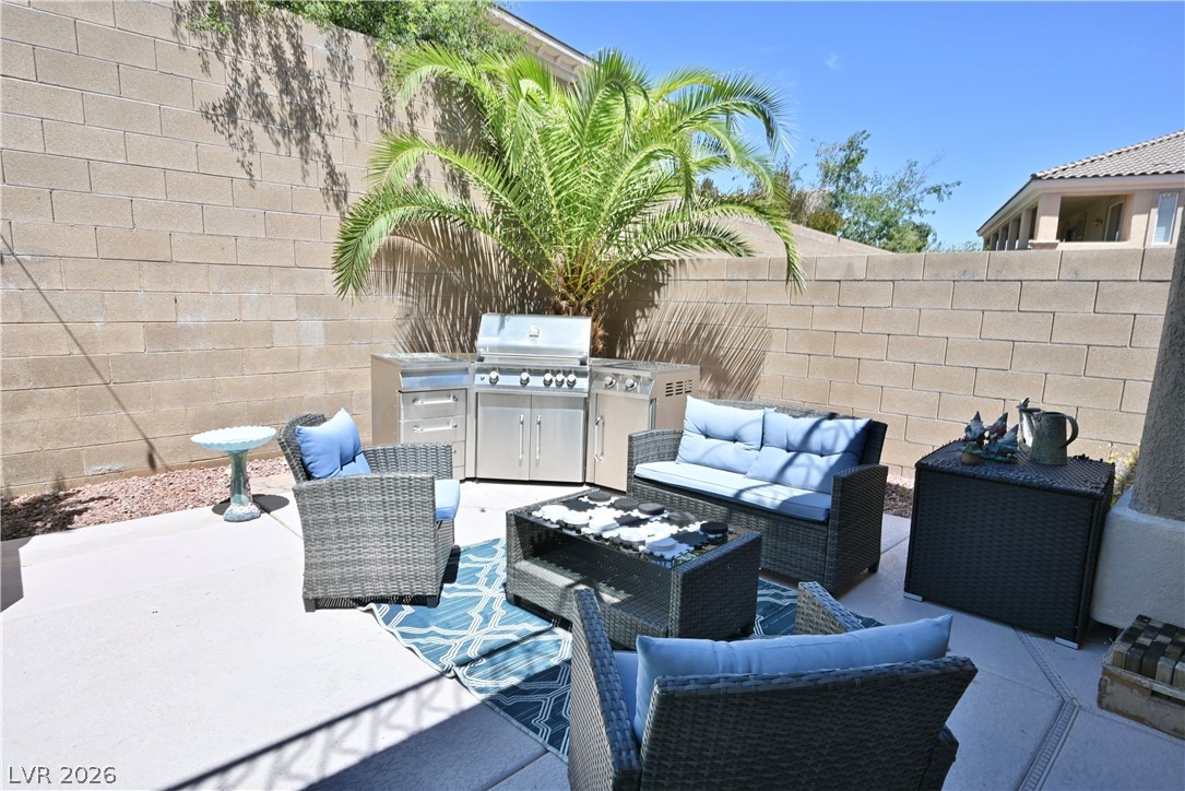 2729 Kildrummie Street Property Photo 41