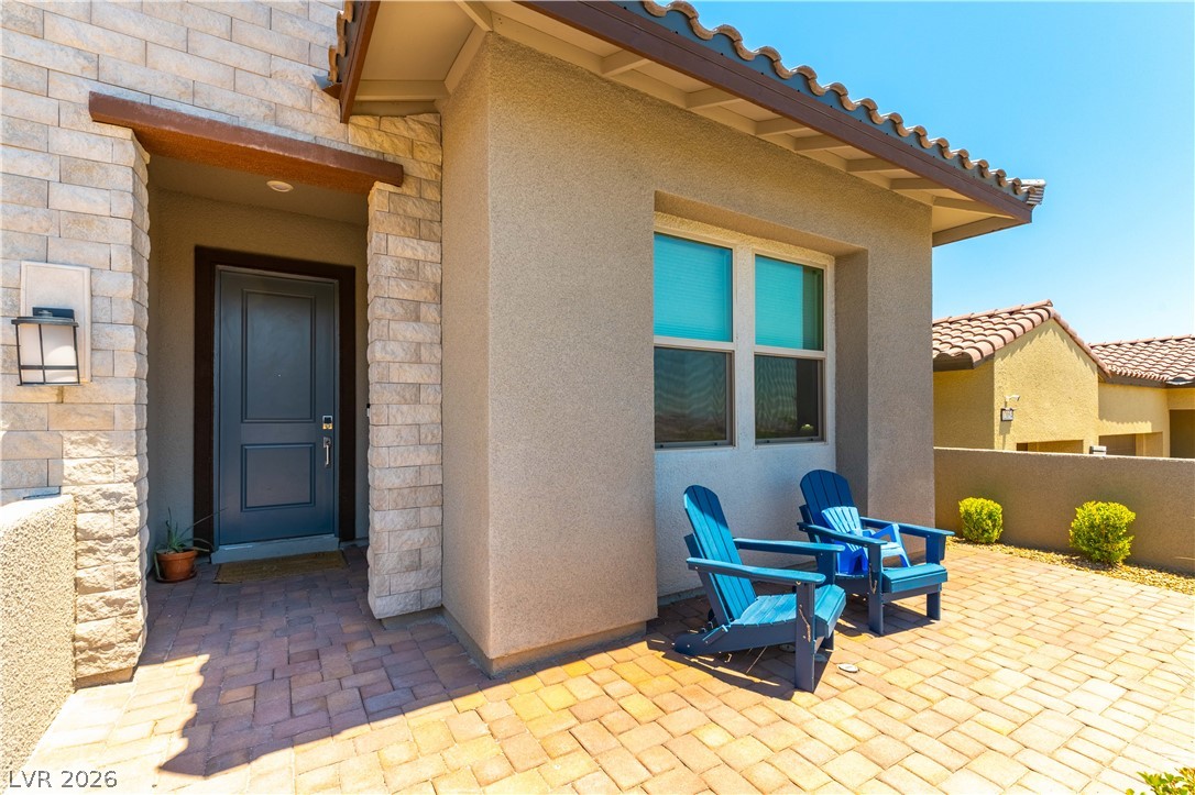 12060 Besito Avenue Property Photo 4