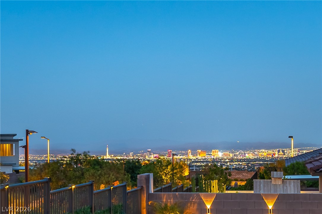 12060 Besito Avenue Property Photo 29