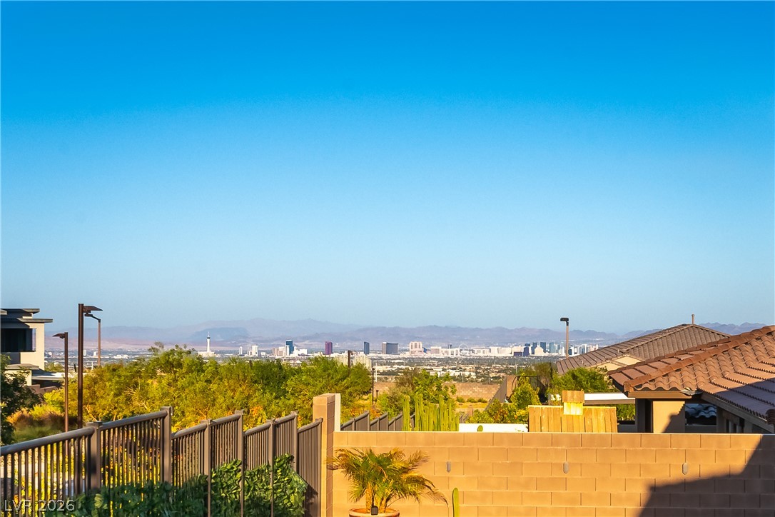 12060 Besito Avenue Property Photo 35