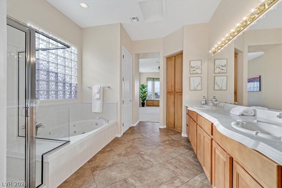 1677 Black Fox Canyon Road Property Photo 18