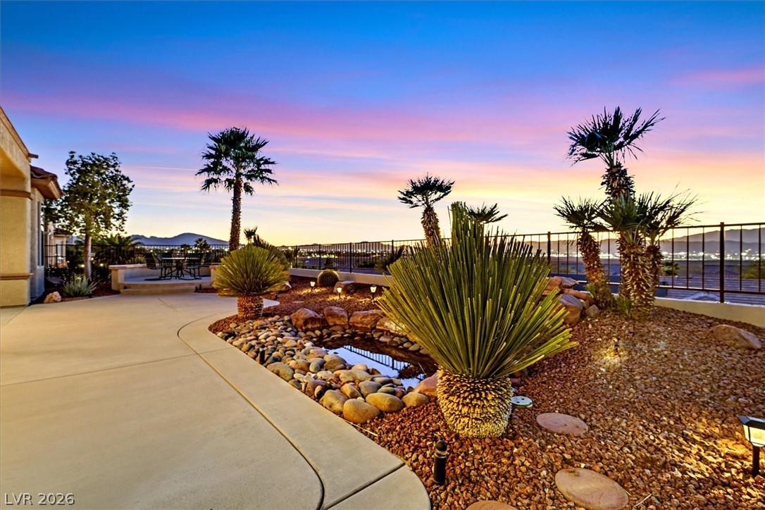 1677 Black Fox Canyon Road Property Photo 40