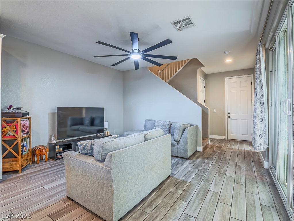 512 Celebratory Place Property Photo 18