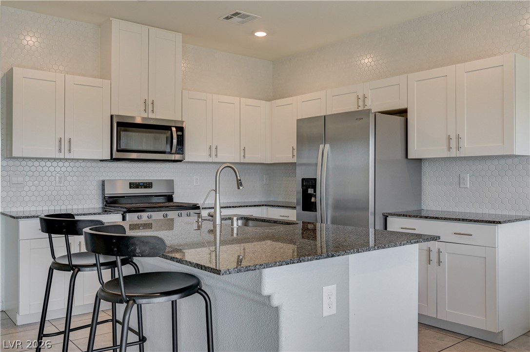 386 Larksong Avenue Property Photo 19