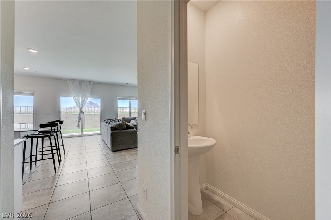 386 Larksong Avenue Property Photo 29