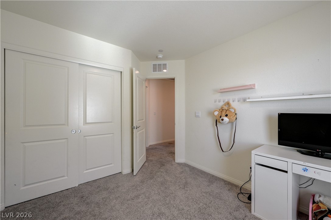 386 Larksong Avenue Property Photo 49