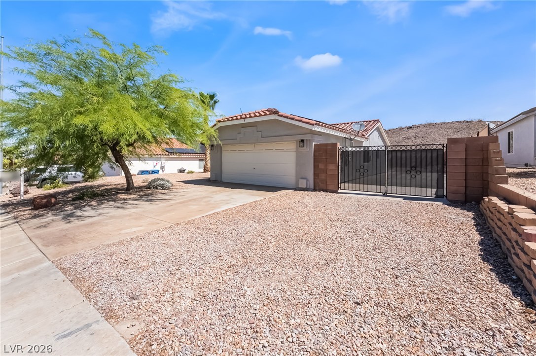 376 Eveningside Avenue Property Photo 1