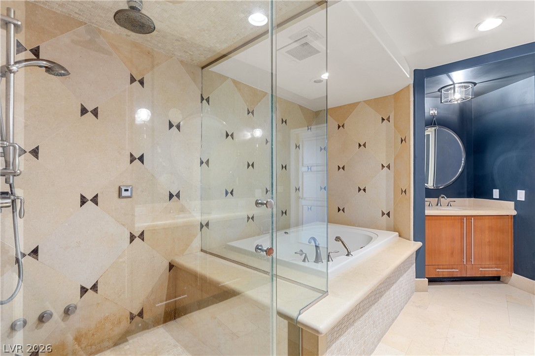 9103 Alta Drive 807 Property Photo 18