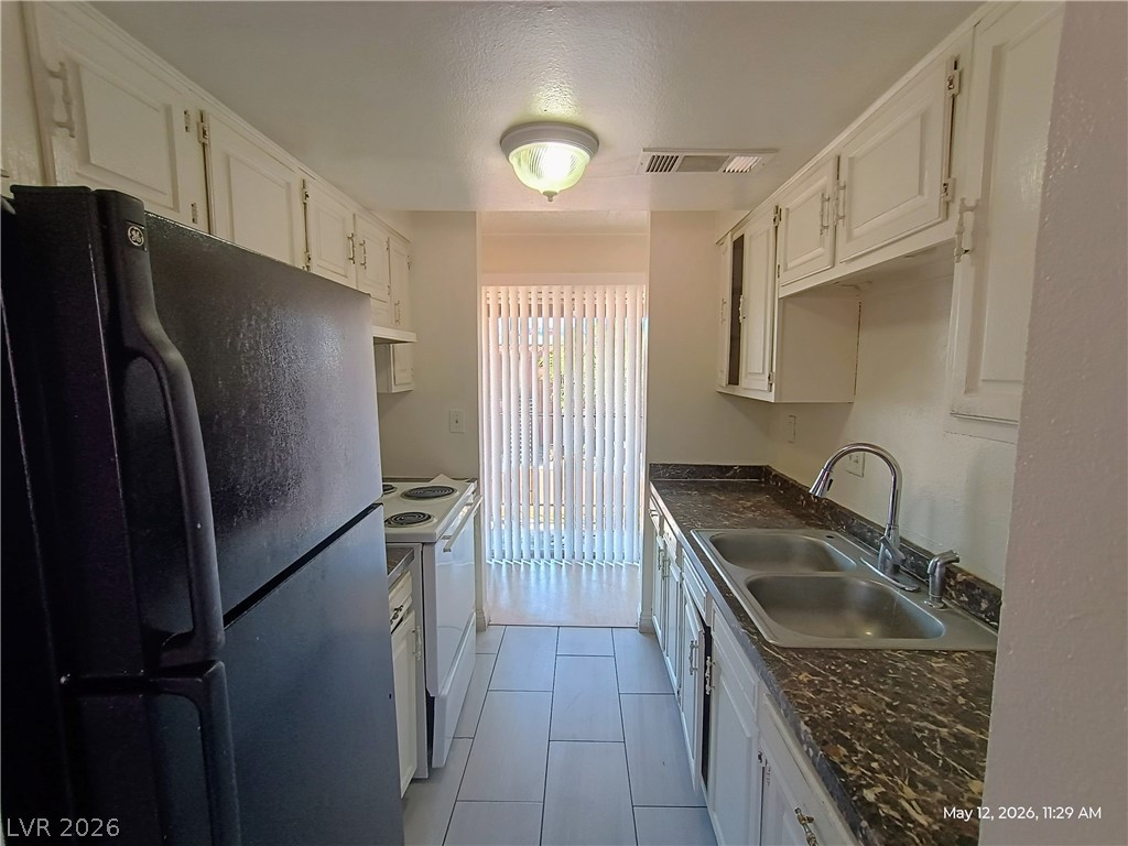 3655 Kolendo Court D Property Photo 1