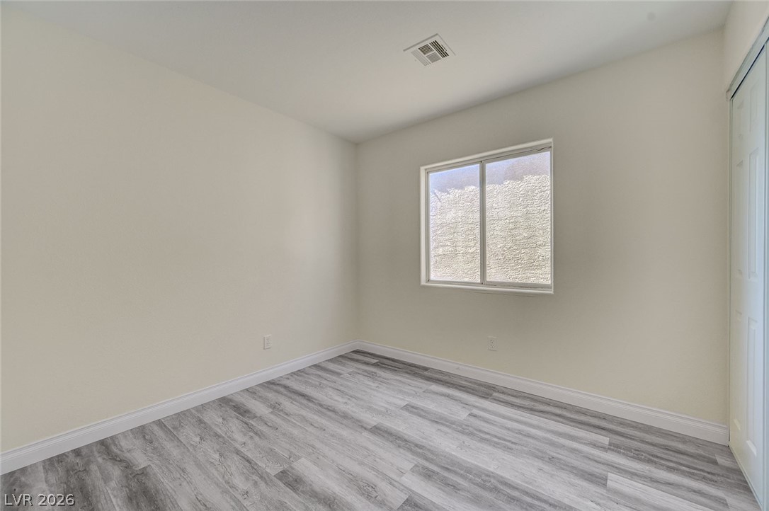 4004 Emerald Wood Street Property Photo 29