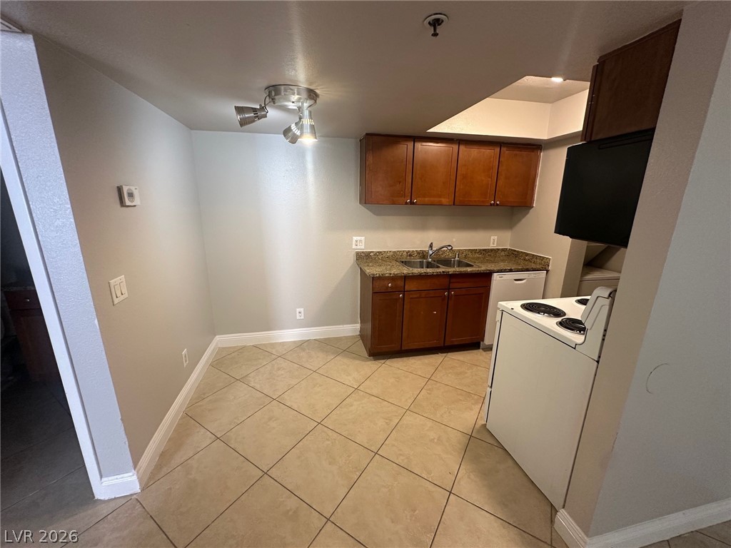 4200 Valley View Boulevard 1051 Property Photo 5