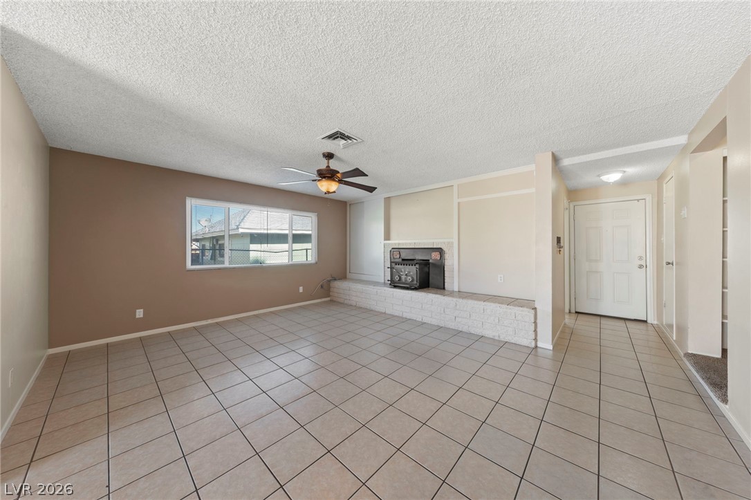 2 Arizona Way Property Photo 10