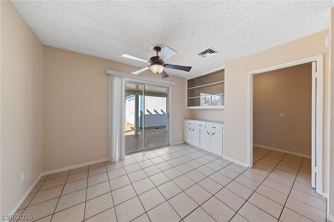 2 Arizona Way Property Photo 12