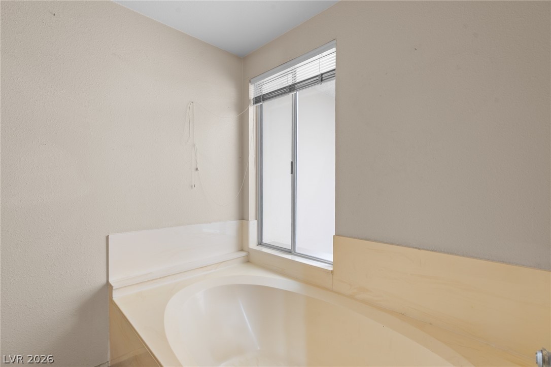 2613 Lourdes Avenue Property Photo 28