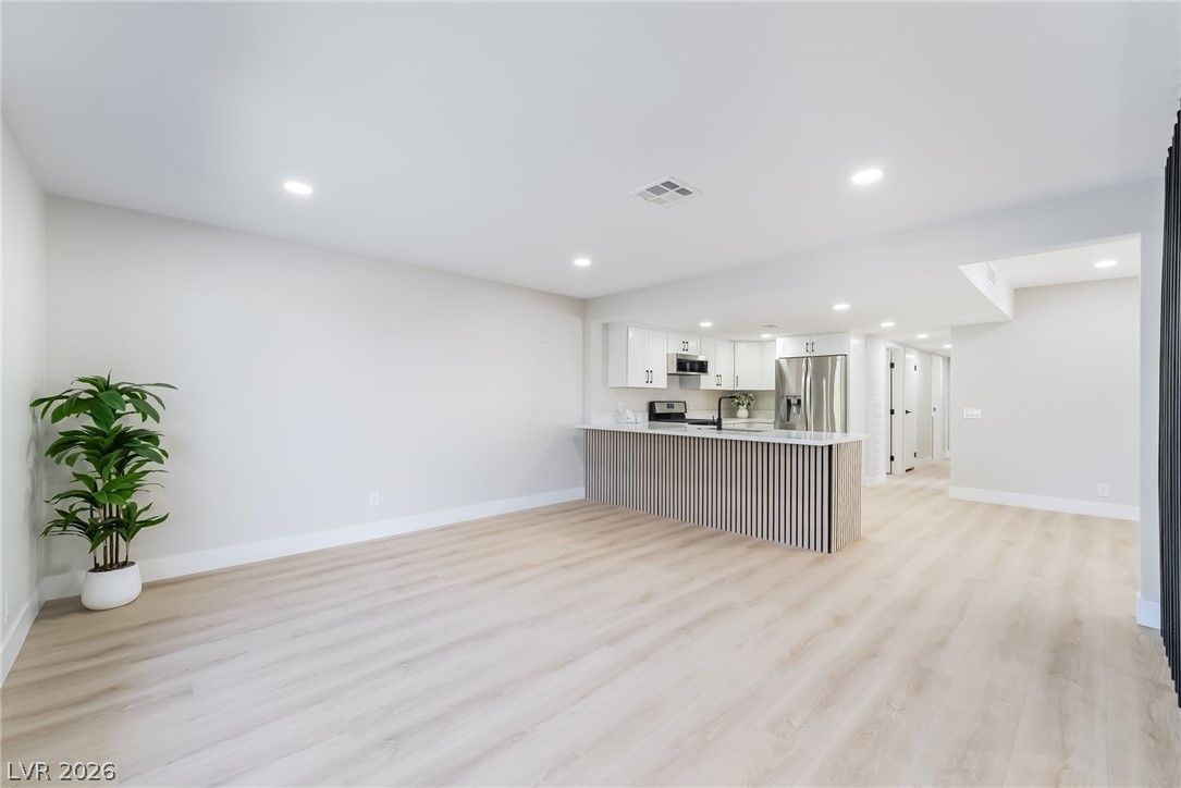3743 Colonial Drive Property Photo 5