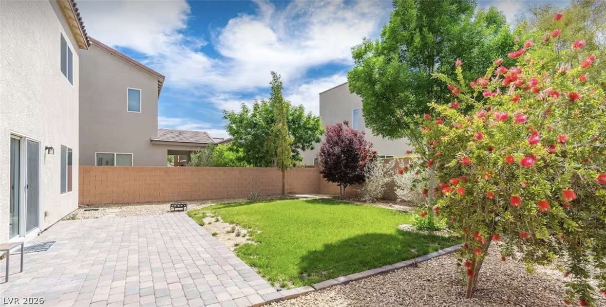 5661 Belgrano Vista Drive Property Photo 4