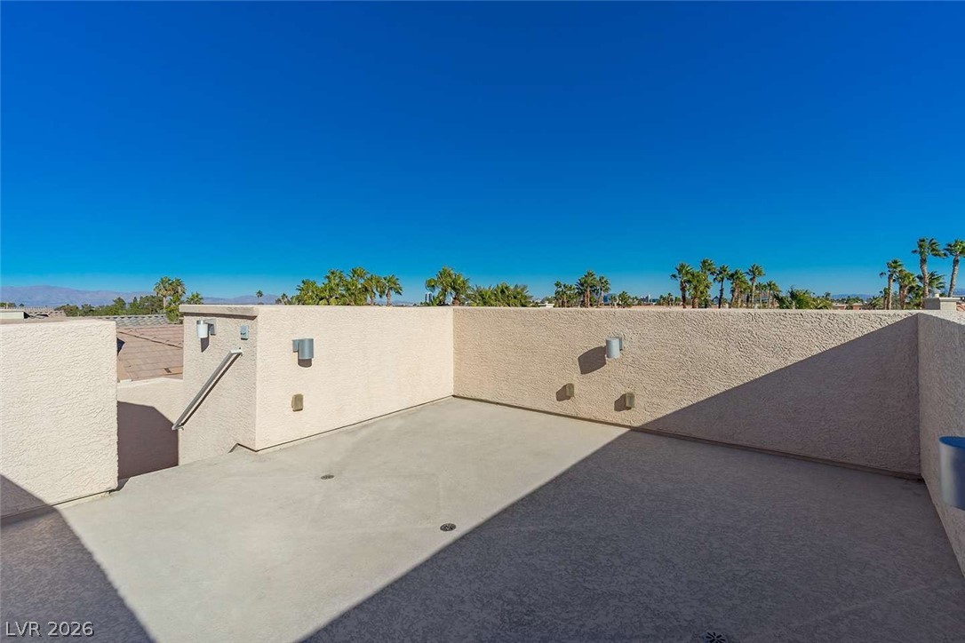 5661 Belgrano Vista Drive Property Photo 14