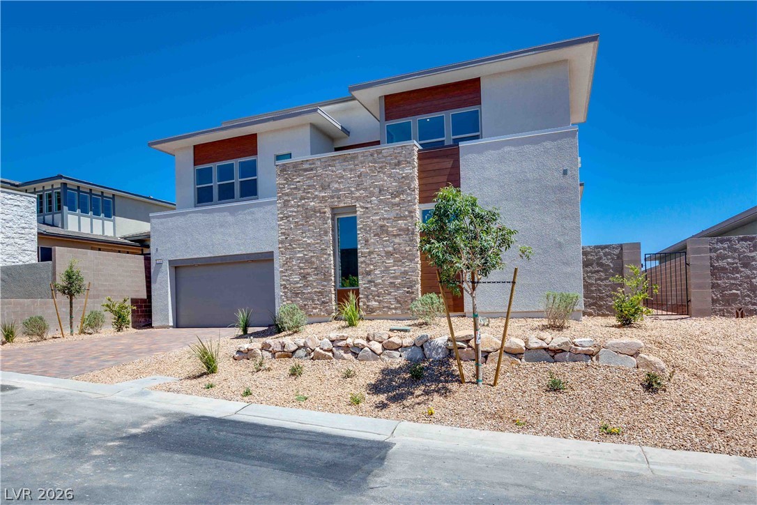 215 Sailing Sunset Way Property Photo 2