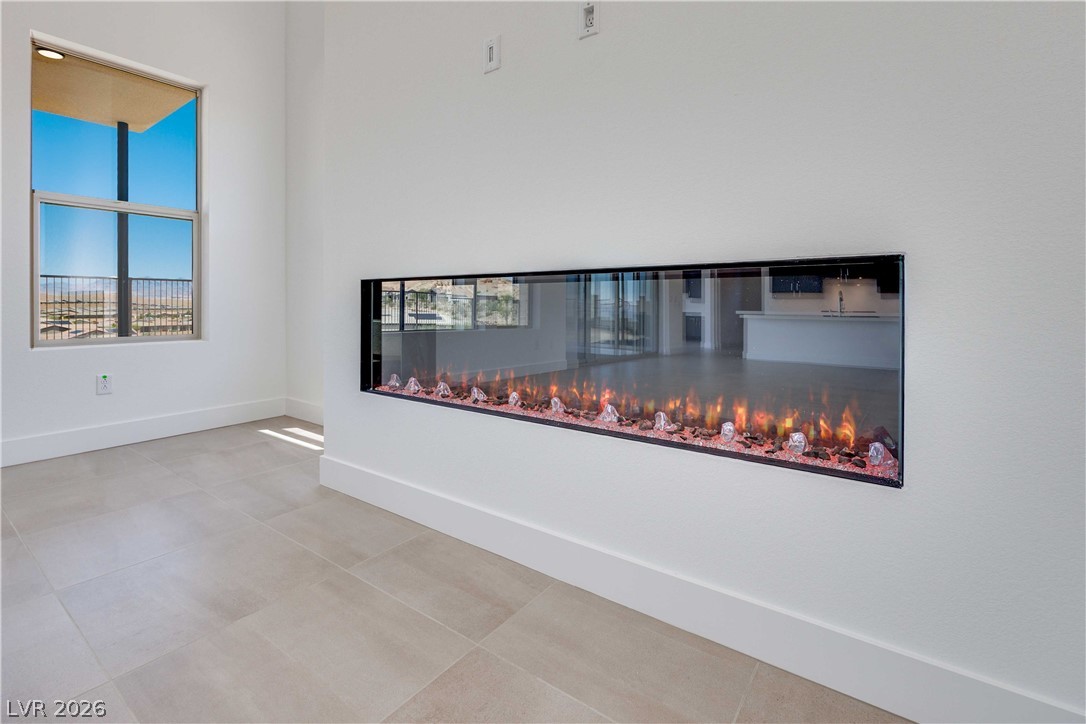 215 Sailing Sunset Way Property Photo 7