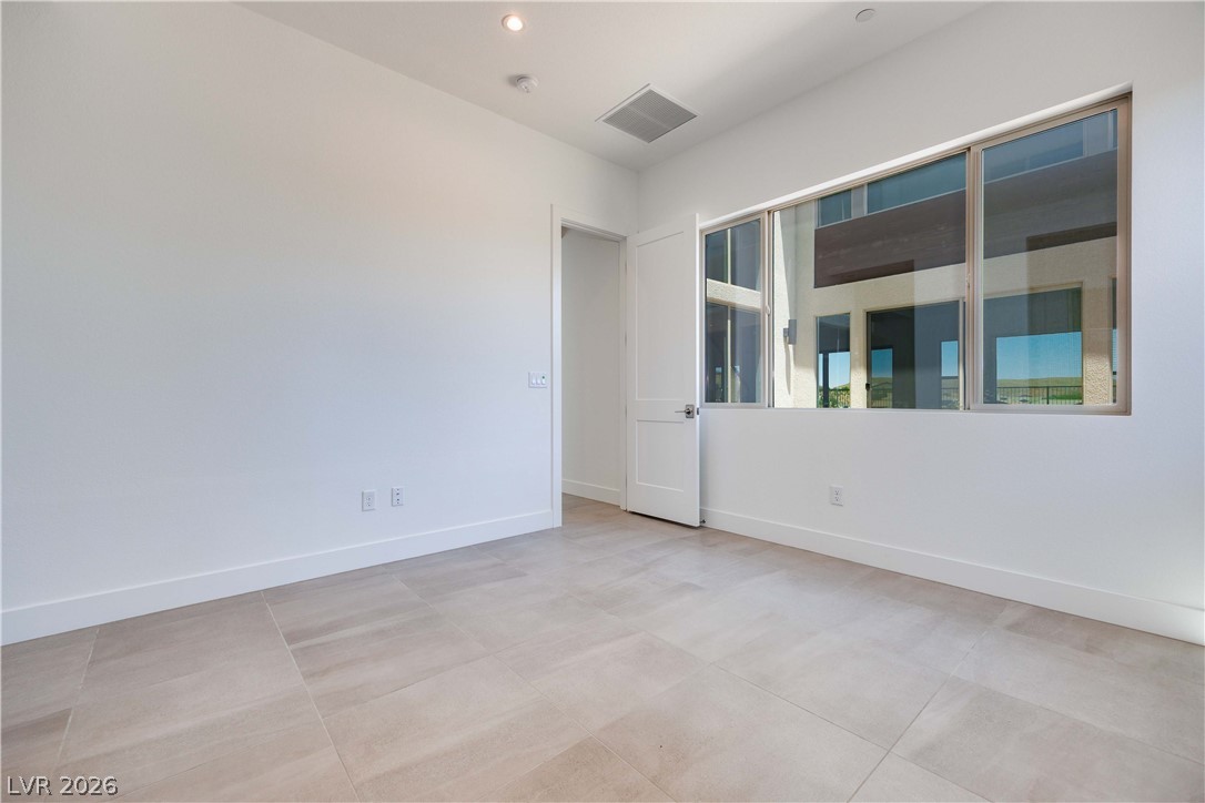 215 Sailing Sunset Way Property Photo 17