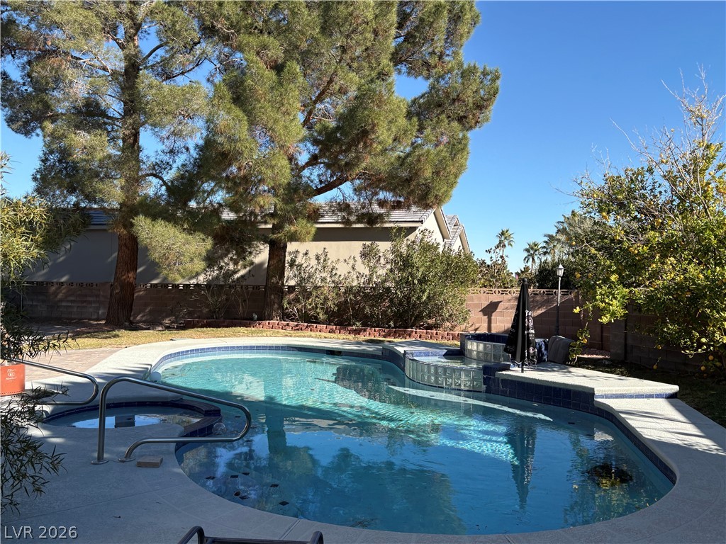 3120 South Pioneer Way Property Photo 3