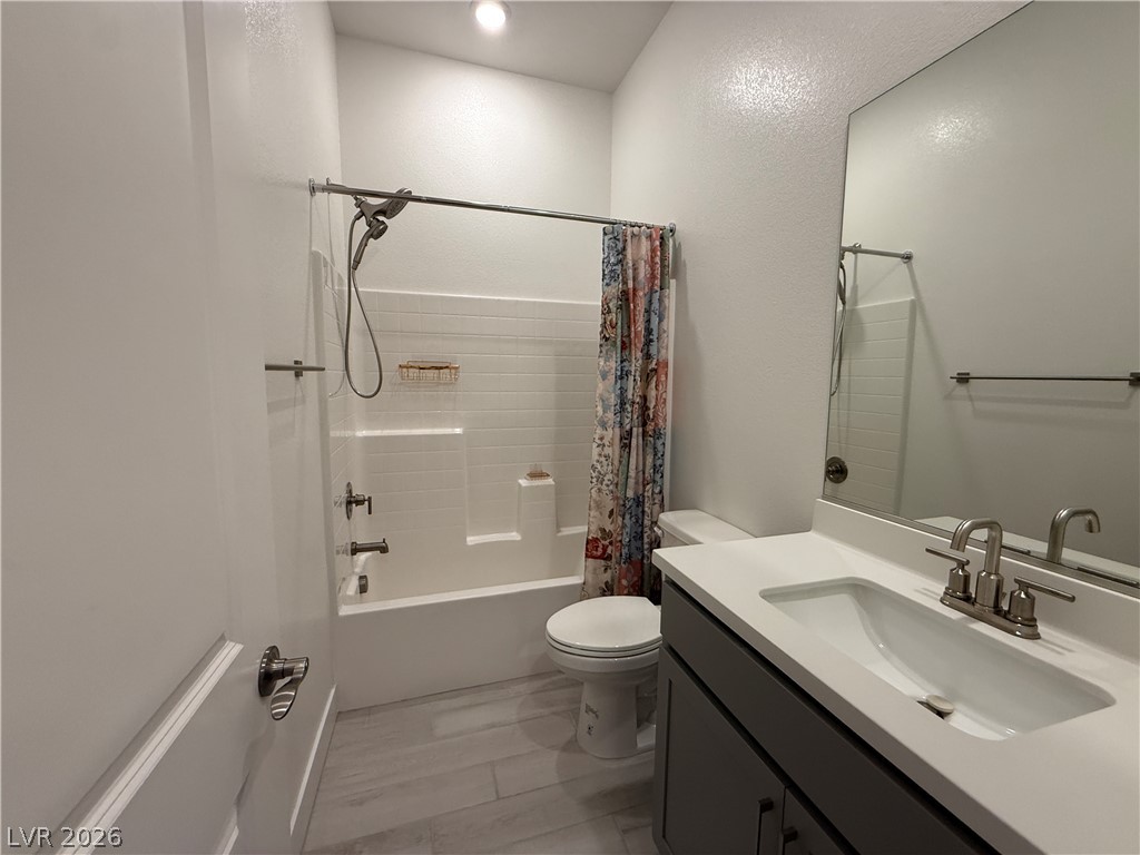 324 Forsyth Park Street Property Photo 25