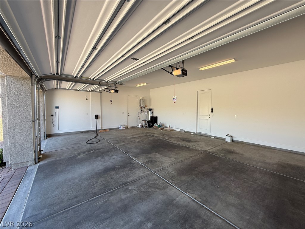 324 Forsyth Park Street Property Photo 35