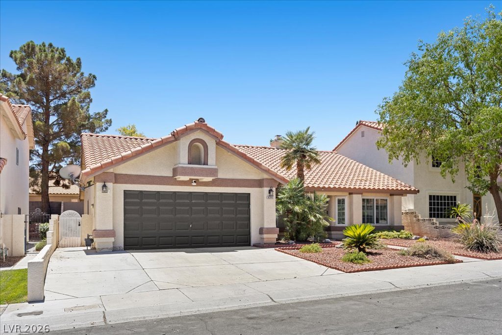 8245 Aqua Spray Avenue Property Photo 1