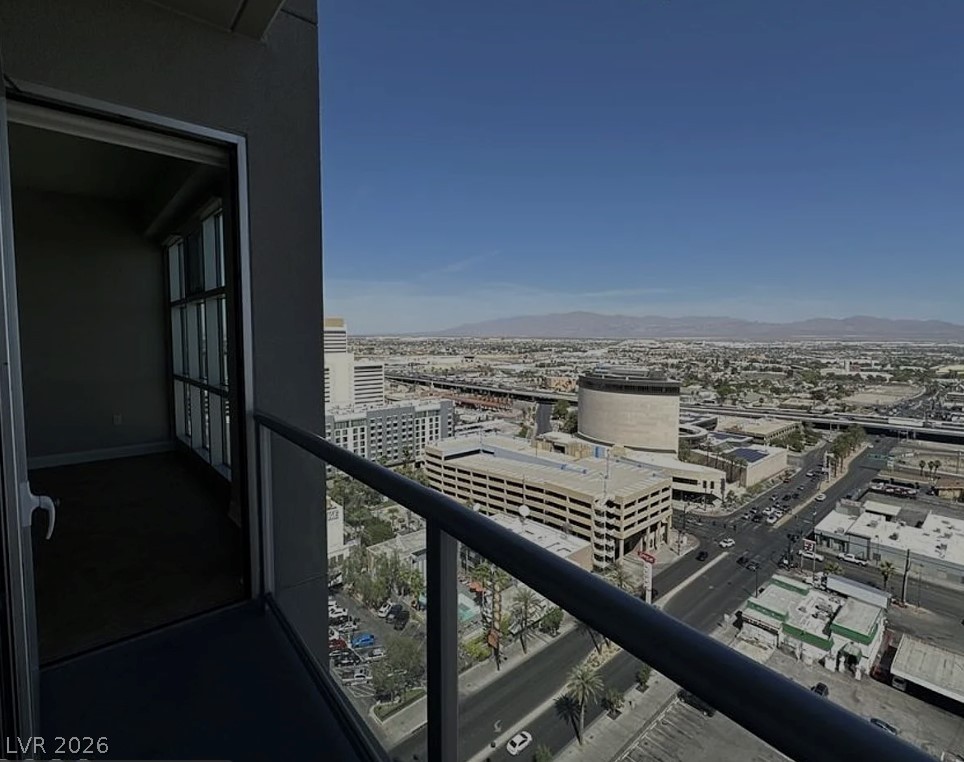 150 Las Vegas Boulevard 2010 Property Photo 3
