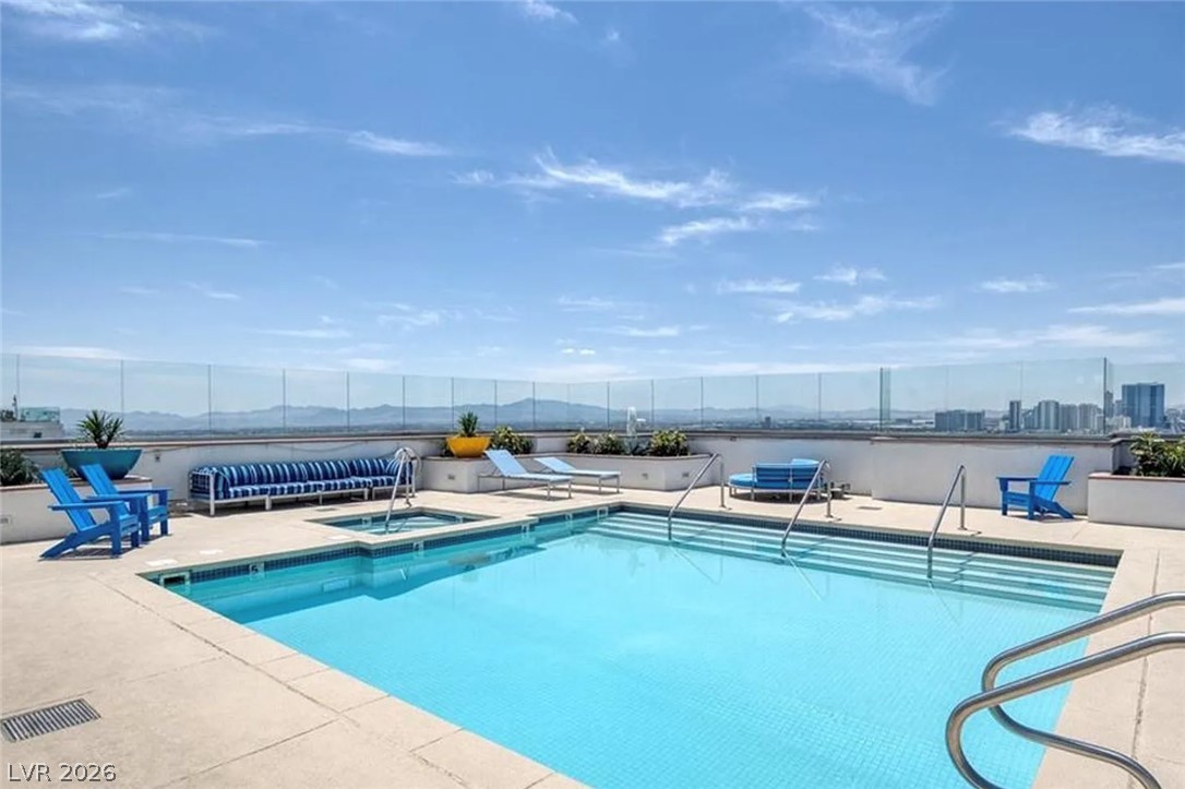 150 Las Vegas Boulevard 2010 Property Photo 6