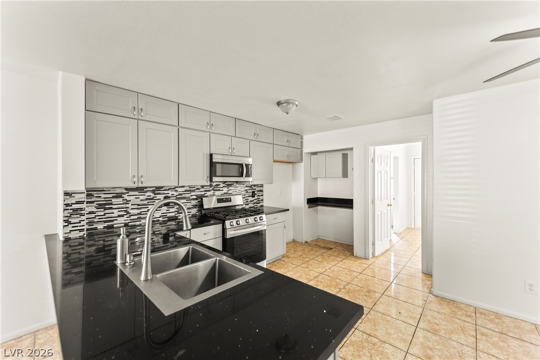 2153 Sleepy Property Photo 5