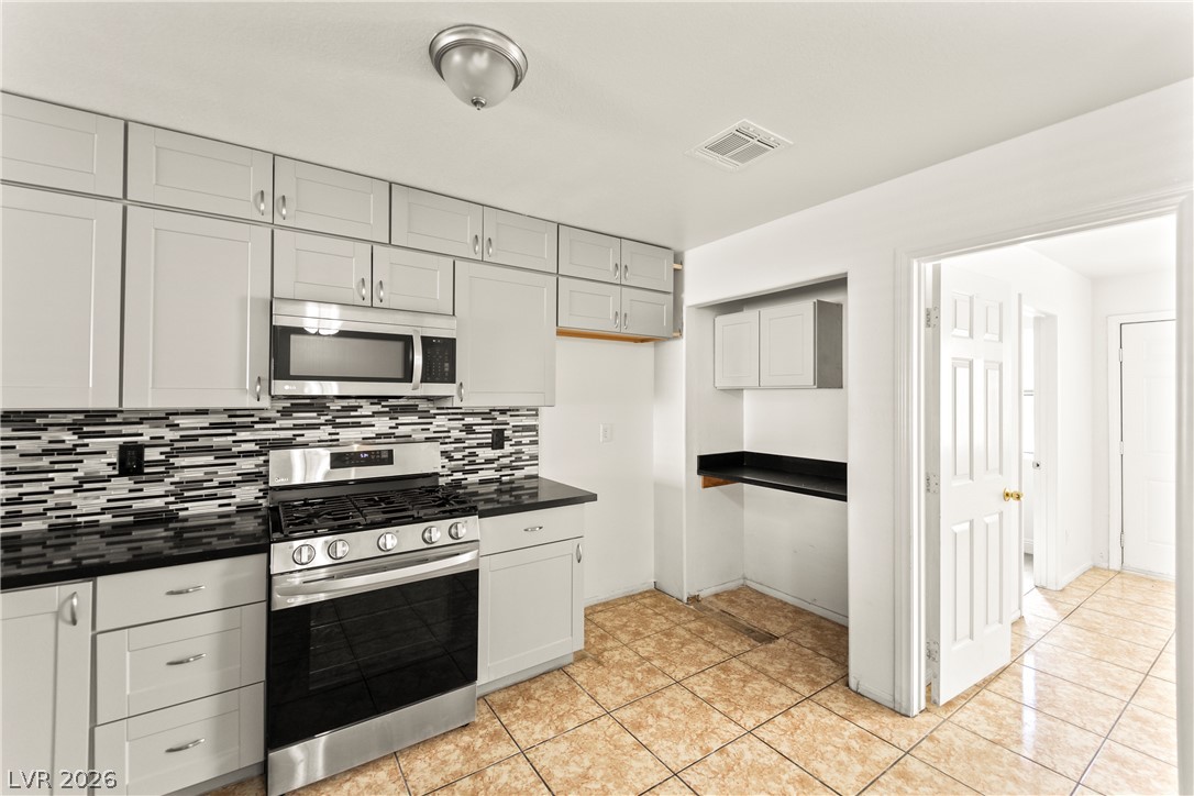 2153 Sleepy Property Photo 8
