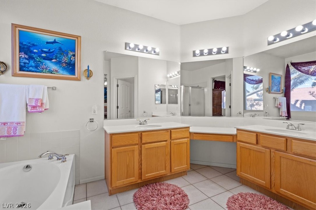 10212 Crystal Cloud Avenue Property Photo 18