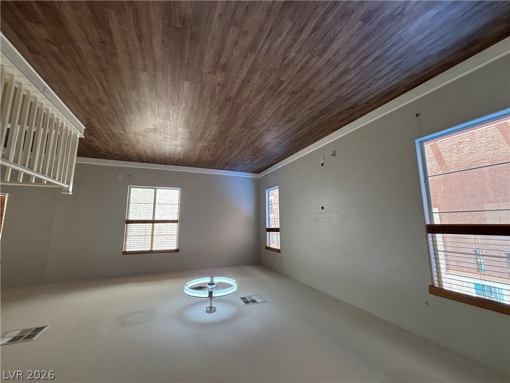 1895 Ardilea Street Property Photo 4