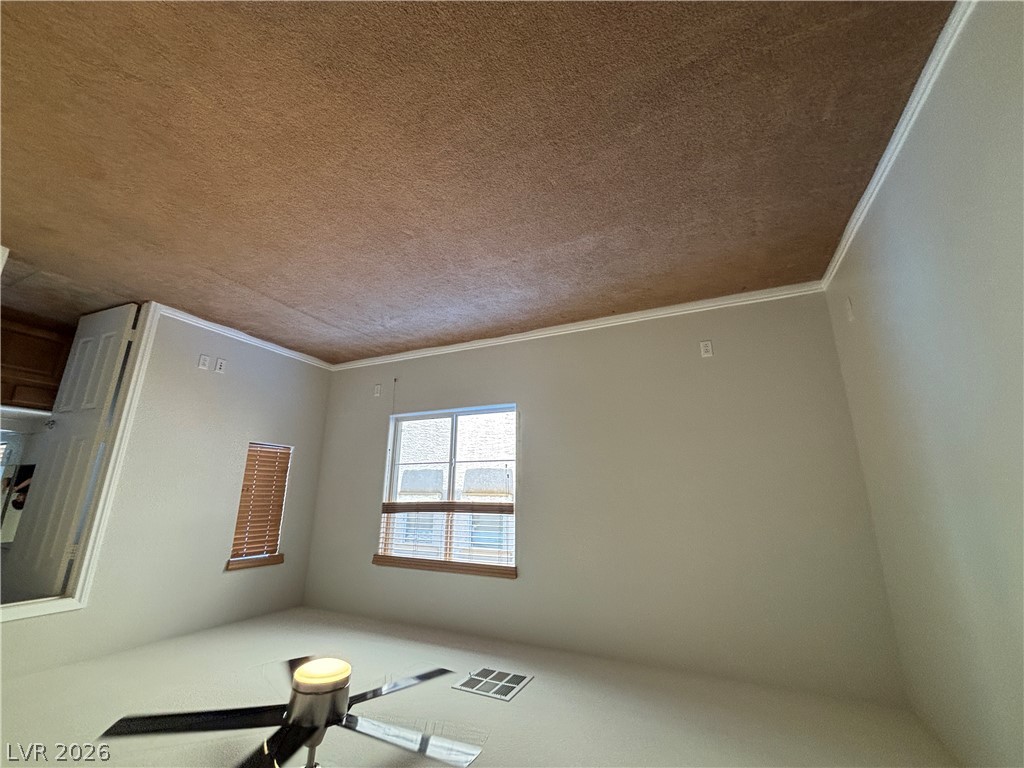 1895 Ardilea Street Property Photo 14