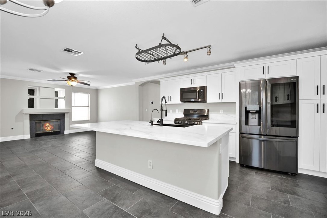 10453 Niagara Falls Lane Property Photo 8