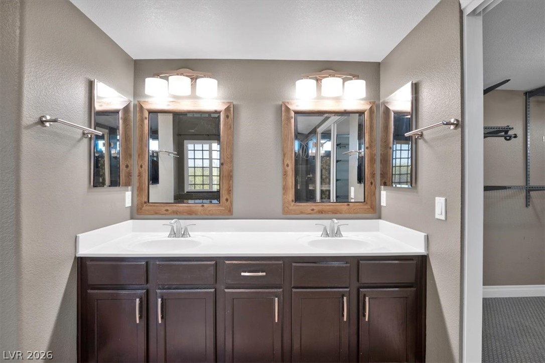 10453 Niagara Falls Lane Property Photo 28