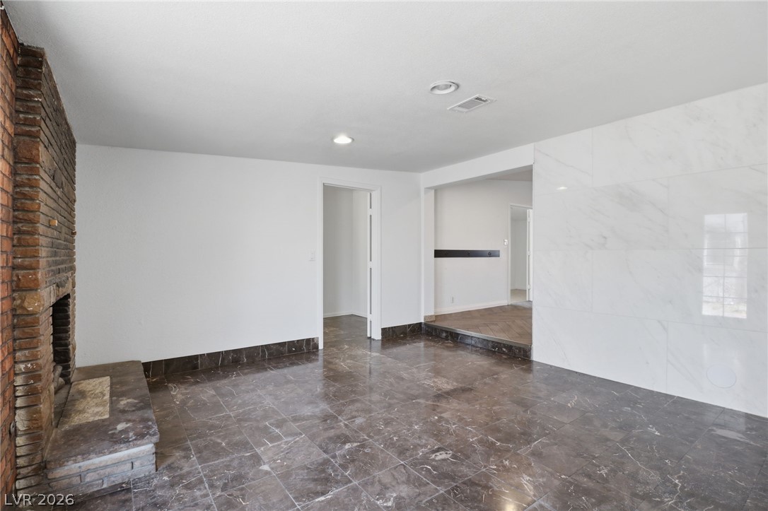 2843 Flower Avenue Property Photo 5