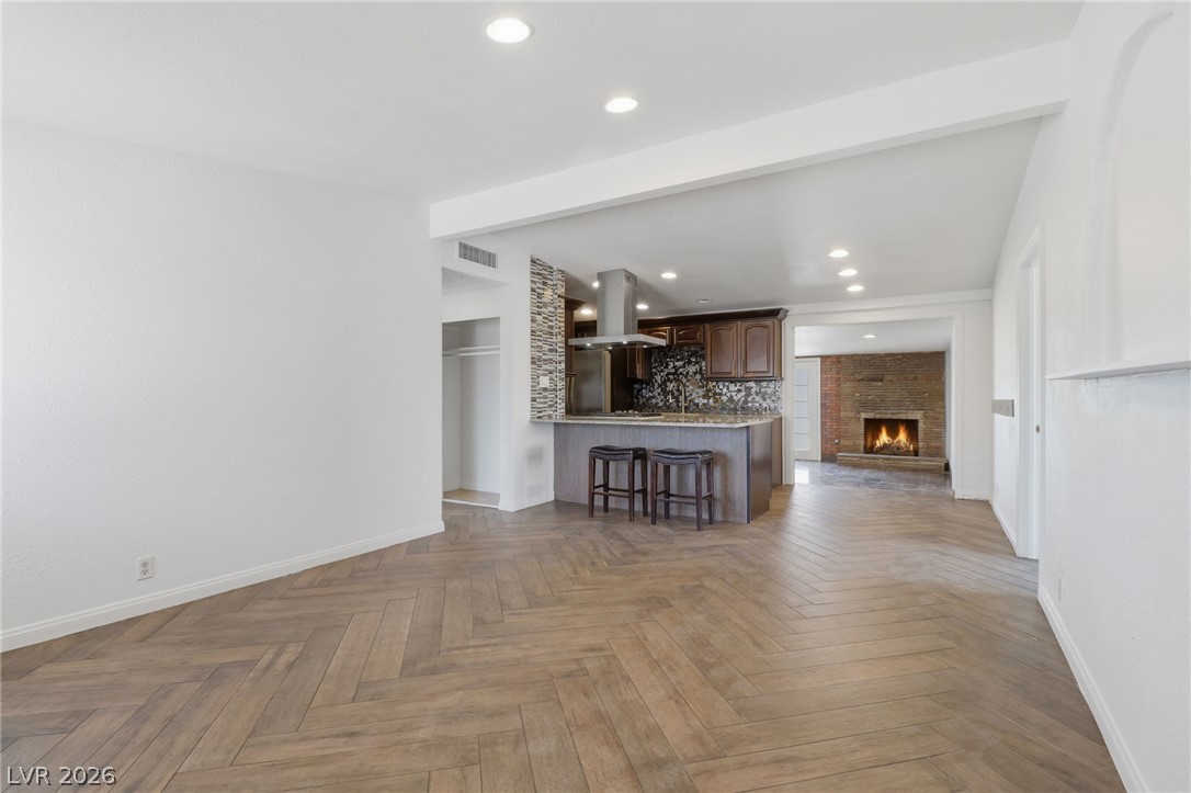 2843 Flower Avenue Property Photo 7