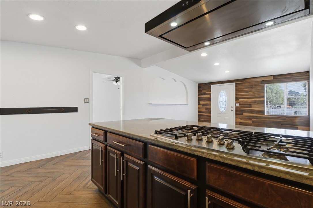 2843 Flower Avenue Property Photo 12