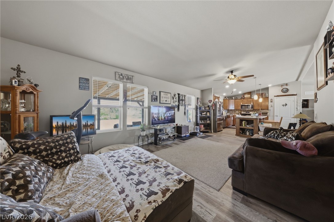 1295 East Nickel Avenue Property Photo 10