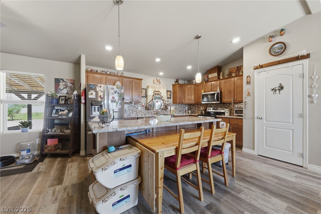 1295 East Nickel Avenue Property Photo 11