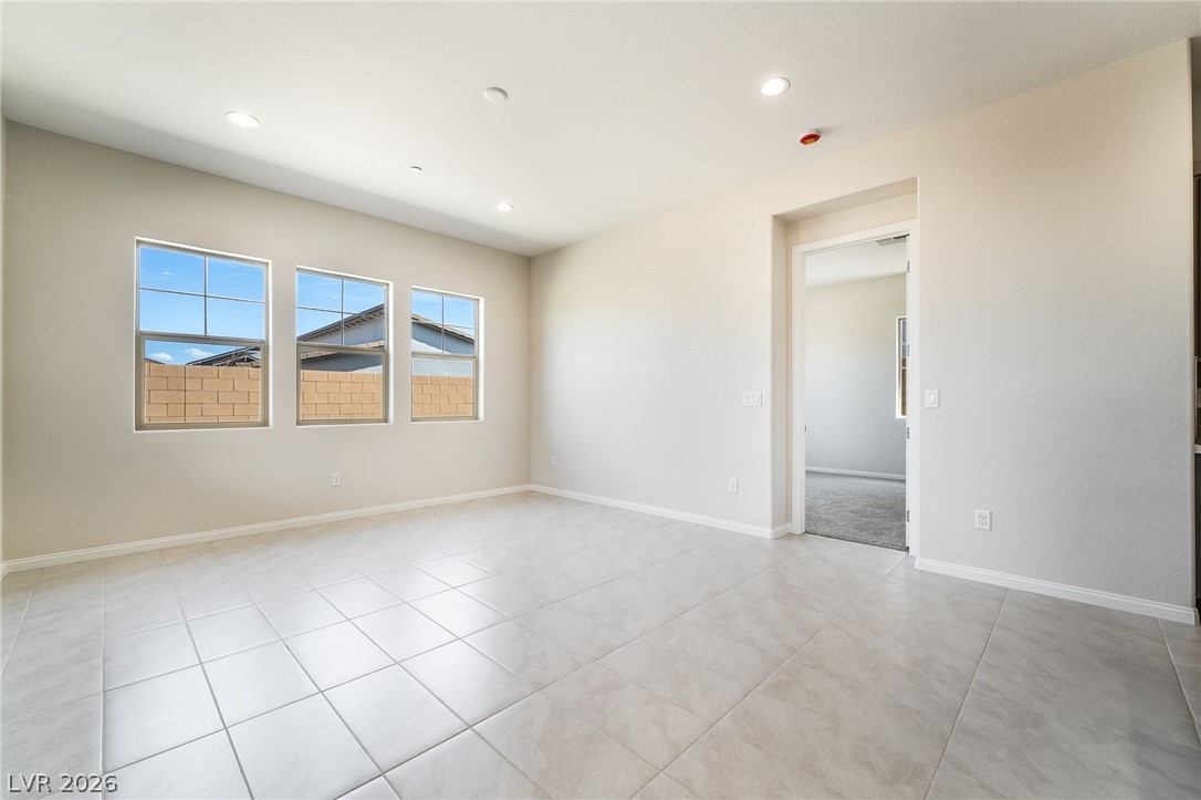 652 Ambridge Drive Property Photo 12